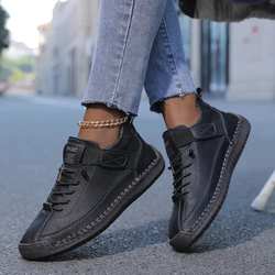 Women’s Hand-Stitched Slip-On Walking Shoes - Black