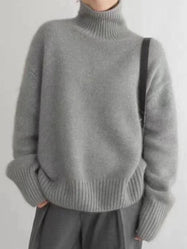 Elegant Women's Turtleneck Sweater - Warmth, Style & Comfort in Grey 4